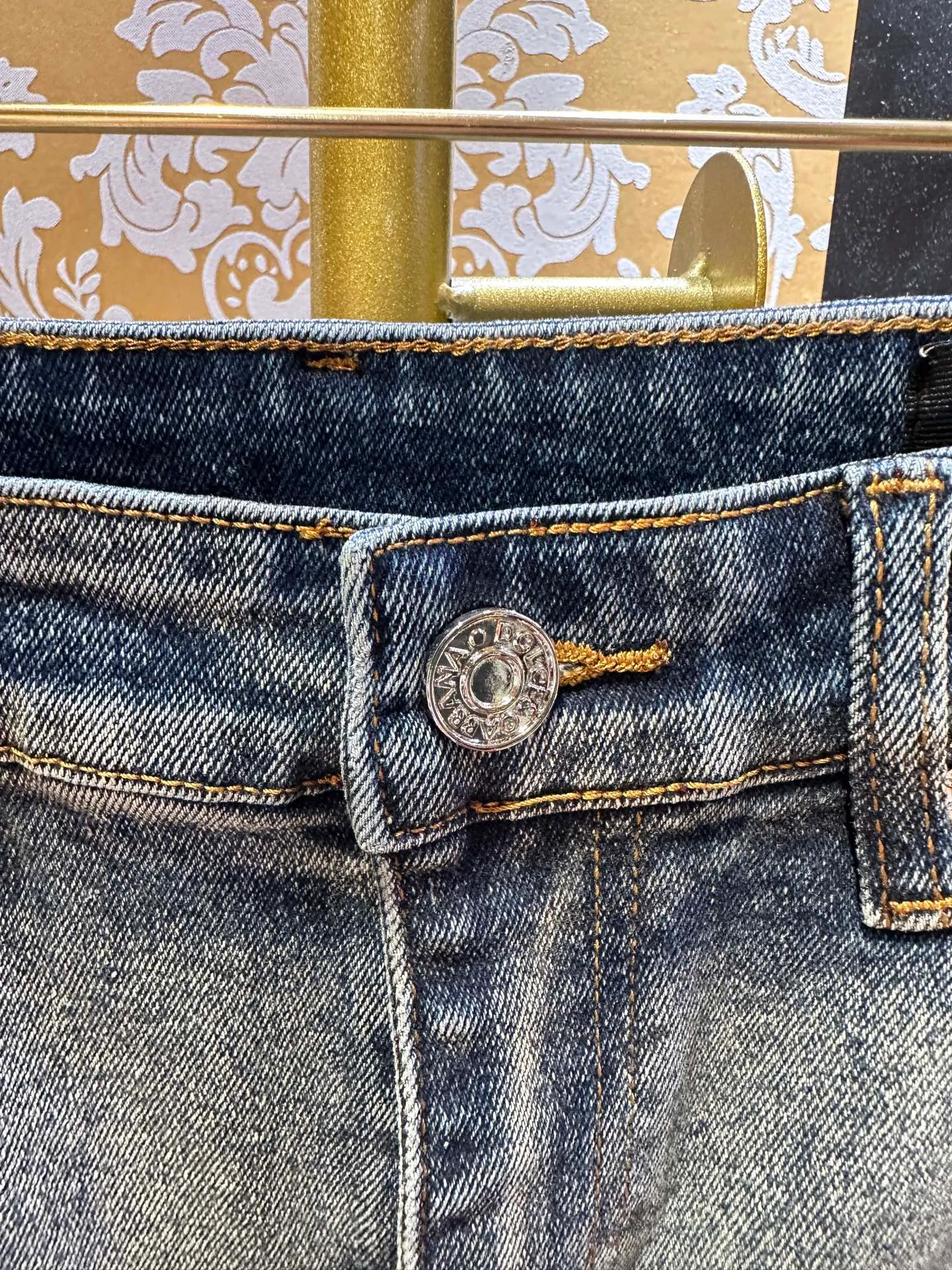 𝘿𝙊𝙇𝘾𝙀 & 𝙂𝘼𝘽𝘽𝘼𝙉𝘼 2026New Arrival Blue DG :Blue Sizes:30-36